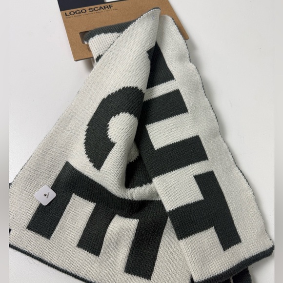 TNF The North Face Reversible Logo Scarf NWT 2 Tone Design Unisex Scarves Gray - Picture 4 of 8